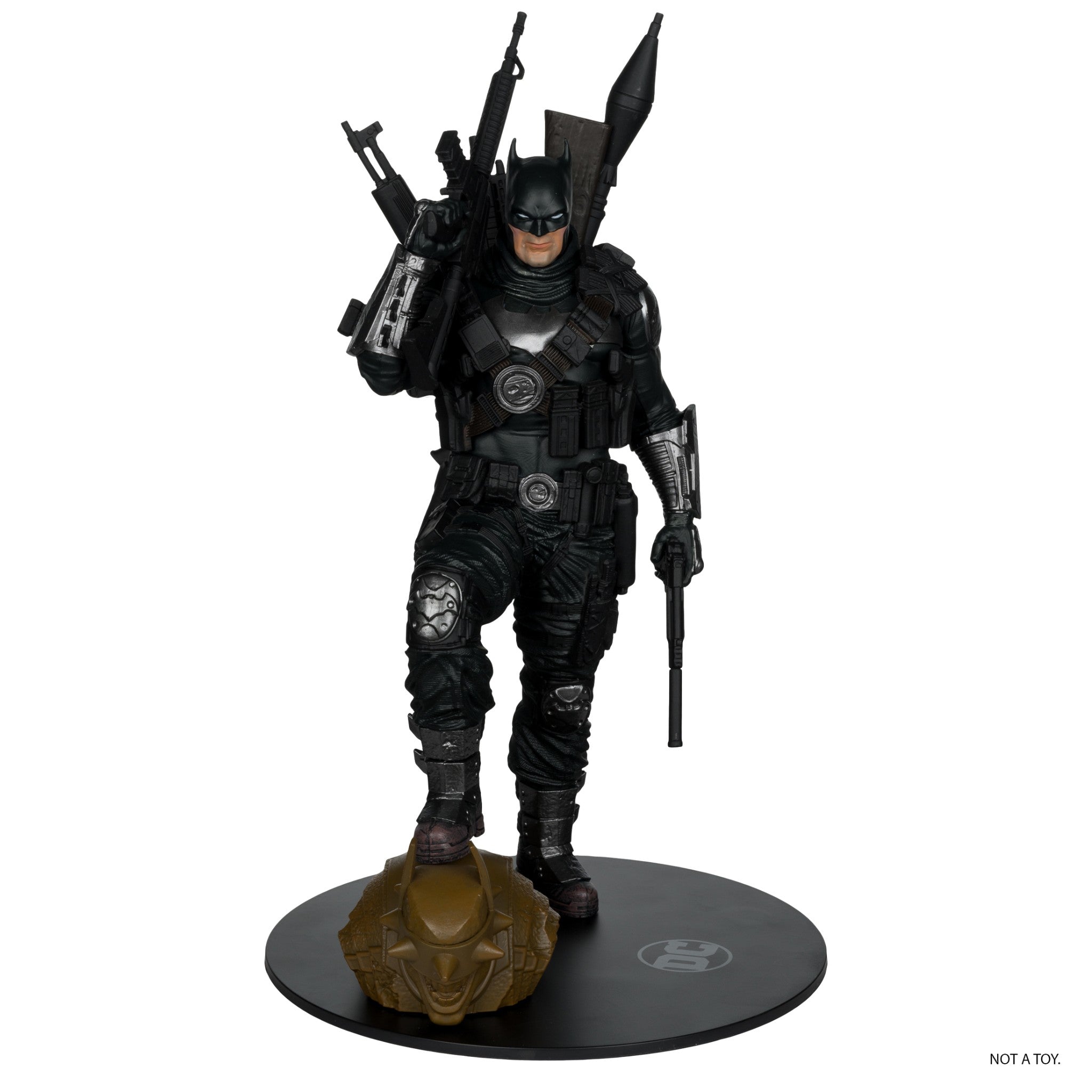 DC Direct Dark Multiverse Grim Knight 1:6 Scale Statue Gold Label - McFarlane