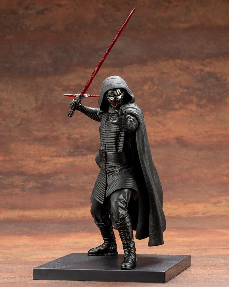 Kotobukiya Star Wars Kylo Ren ArtFX+ Statue SW159