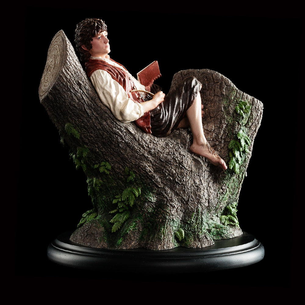 Lord of the Rings Frodo Baggins in Tree mini statute - WETA Workshop